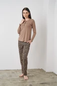 Pjs 24512 Kahverengi Leopar Desenli Uzun Kollu Kadın Pijama Takımı thumbnail 1
