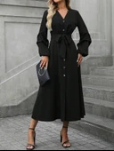 Kadın Uzun Kollu Derin V Yakalı Belden Kuşaklı önden Düğmeli Janjan Krep Elbise thumbnail 1