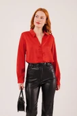 Saten Crop Model Kırmızı Gömlek thumbnail 2