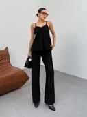 Kadın Siyah Dokulu Askılı Üst Ve Bol Paça Pantolon 2’li Takım thumbnail 4
