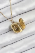 316L Çelik Zirkon Taşlı Açılabilr Kapaklı Göz Model Gold Renk Kadın Kolye thumbnail 2