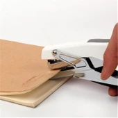 Valkyrie Profesyonel Metal Zımba Tabancası 60 Sayfa Kapasite 1000 Zımba Teli HEDİYE Ofis ve Ev Dayanıklı Beyaz thumbnail 6