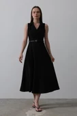 Sıfır Kollu Kemer Detaylı Elbise - Siyah thumbnail 1