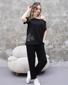 Kadın Kayık Yaka Baskı Detay Salaş Bluz Ve Yüksek Bel Pantolon Ikili Takım thumbnail 2