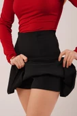 İçi Şortlu Siyah Mini Etek thumbnail 7