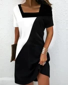 Kadın Kısa Kollu Kare Yaka Parçalı Desen Dalgıç Elbise thumbnail 1