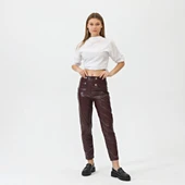 Düğmeli̇ Yan Fermuarli Deri̇ Pantolon thumbnail 2