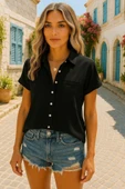 Kadın Kısa Kollu V Yakalı önden Düğmeli Dokuma Gömlek thumbnail 11