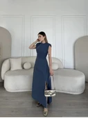 Keten Yandan Yırtmaçlı  Uzun Sıfır Kolsuz Elbise - Mavi thumbnail 2