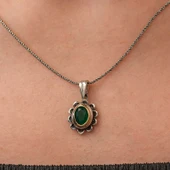 Gümüş Yeşil Çiçek Desenli Otantik Kadın Kolye thumbnail 2