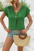 Kadın Kısa Kollu V Yakalı Düğmeli Keten Bluz thumbnail 3