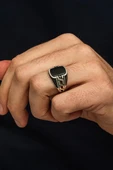 Siyah Oniks Taşlı Grek 925 Erkek Gümüş Yüzük thumbnail 3
