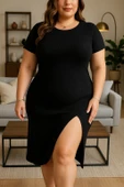 Kadın Büyük Beden Kısa Kollu Yanı Yırtmaçlı Bisiklet Yaka Viskon Elbise thumbnail 2