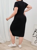 Kadın Büyük Beden Kısa Kollu Yanı Yırtmaçlı Bisiklet Yaka Viskon Elbise thumbnail 4