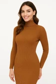 Kadın Boğazlı Uzun Fitilli Triko Dokuma Elbise - Kahverengi thumbnail 3