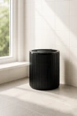 Lines Serisi Siyah Akrilik Çöp Kovası – Silindir, 5 Litre, 25cm, Kolay Temizlenir - 3372 - 3