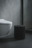 Lines Serisi Siyah Akrilik Çöp Kovası – Silindir, 5 Litre, 25cm, Kolay Temizlenir - 3372 - 4