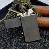 Kuboy Vintage Çakmak Benzinli Slim Çakmak Füme thumbnail 1