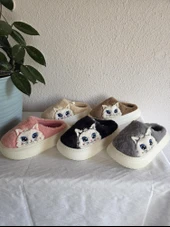 Kadın Kedili Peluş Rahat Ev Terliği 25BNT133 thumbnail 8