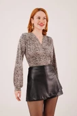 Mini Leopar Desen V Yaka Bluz thumbnail 4