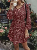 Kadın Uzun Kollu V Yaka Bağcıklı Belden Gipeli çiçek Baskılı Kısa Süprem Elbise thumbnail 2