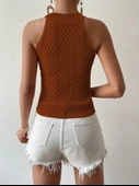 Kadın Kolsuz Halter Yaka Mini Baklava Desenli Triko Bluz thumbnail 6