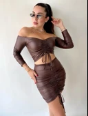 Kadın Büzgülü Deri Etek Takım Fırsat Ürün thumbnail 1