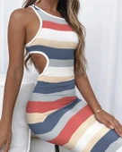 Kadın Kolsuz Bel Dekolte Detay şerit Desenli Pegasus Kumaş Elbise thumbnail 7