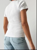 Kadın Beyaz Yaka Dantel Ve Fermuarlı Kaşkorse Bluz thumbnail 4