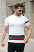 Erkek Bisiklet Yaka Bel Ve Kol şerit Desenli Kısa Kollu Tişört thumbnail 1
