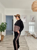 Kadın Uzun Kollu Leopar Detay Sweat Ve Yanı Leopar şerit Detay Pantolon Ikili Takım thumbnail 2