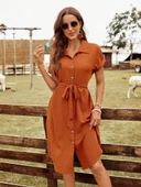 Kadın Kısa Kollu Yakalı önden Düğmeli Beli Kuşaklı Bürümcük Elbise thumbnail 5