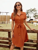 Kadın Kısa Kollu Yakalı önden Düğmeli Beli Kuşaklı Bürümcük Elbise thumbnail 6