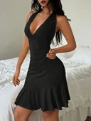 Kadın Sıfır Kol Derin V Yakalı Bağcıklı Sırt Dekolteli Etek Fırfır Detaylı Sandy Elbise thumbnail 4