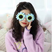 Mavi Renk Papatya Şekilli Parti Gözlüğü thumbnail 5