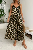 Lucky Life Kadın Ip Askılı Geniş V Yakalı Leopar Desenli Süprem Elbise thumbnail 1
