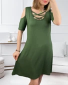 Dekolteli Bağcık Detay Viskon Kumaş Elbise thumbnail 4