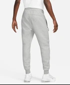 Nike Sportswear Tech Fleece Joggers thumbnail 2