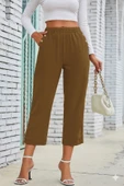 Kadın Beli Lastikli Düğme Ve Cep Detaylı Kapri Ithal Keten Pantolon thumbnail 7