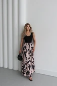 Kadın Askılı Yuvarlak Yaka üst Viskon Alt Desenli Uzun Süprem Elbise thumbnail 2