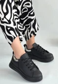 Sofio Siyah Cilt Bağcıklı Kadın Spor Ayakkabı thumbnail 1