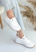 Tone Beyaz Cilt Bağcıklı Kadın Spor Ayakkabı thumbnail 1