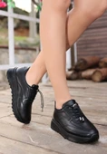 Romy Siyah Cilt Bağcıklı Kadın Spor Ayakkabı thumbnail 2