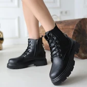 Harte Siyah Cilt Bağcıklı Kadın Bot thumbnail 4