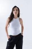 Fitilli Regular Fit Normal Kalıp Siyah-Gri-Beyaz Bisiklet Yaka Sıfır Kol Pamuklu 3'lü Kadın Atlet - 4
