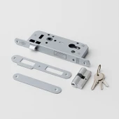 Yale Dış Kapı ve Oda Kapısı Barelli Silindirli Kapı Kolu 45x85 mm 3 Anahtarlı Dayanıklı Metal Kilit thumbnail 1