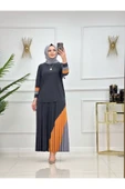 Kadın Tesettür 2'Li Takım Bluzlu Piliseli Etekli Takım thumbnail 1