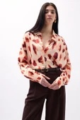 Desenli Crop Gömlek thumbnail 1