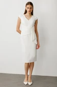 Ekol Beli Kuşaklı Midi Boy Gece Elbisesi thumbnail 4