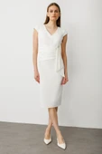 Ekol Beli Kuşaklı Midi Boy Gece Elbisesi thumbnail 1